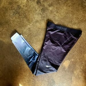 Women's Nike Pro Leggings